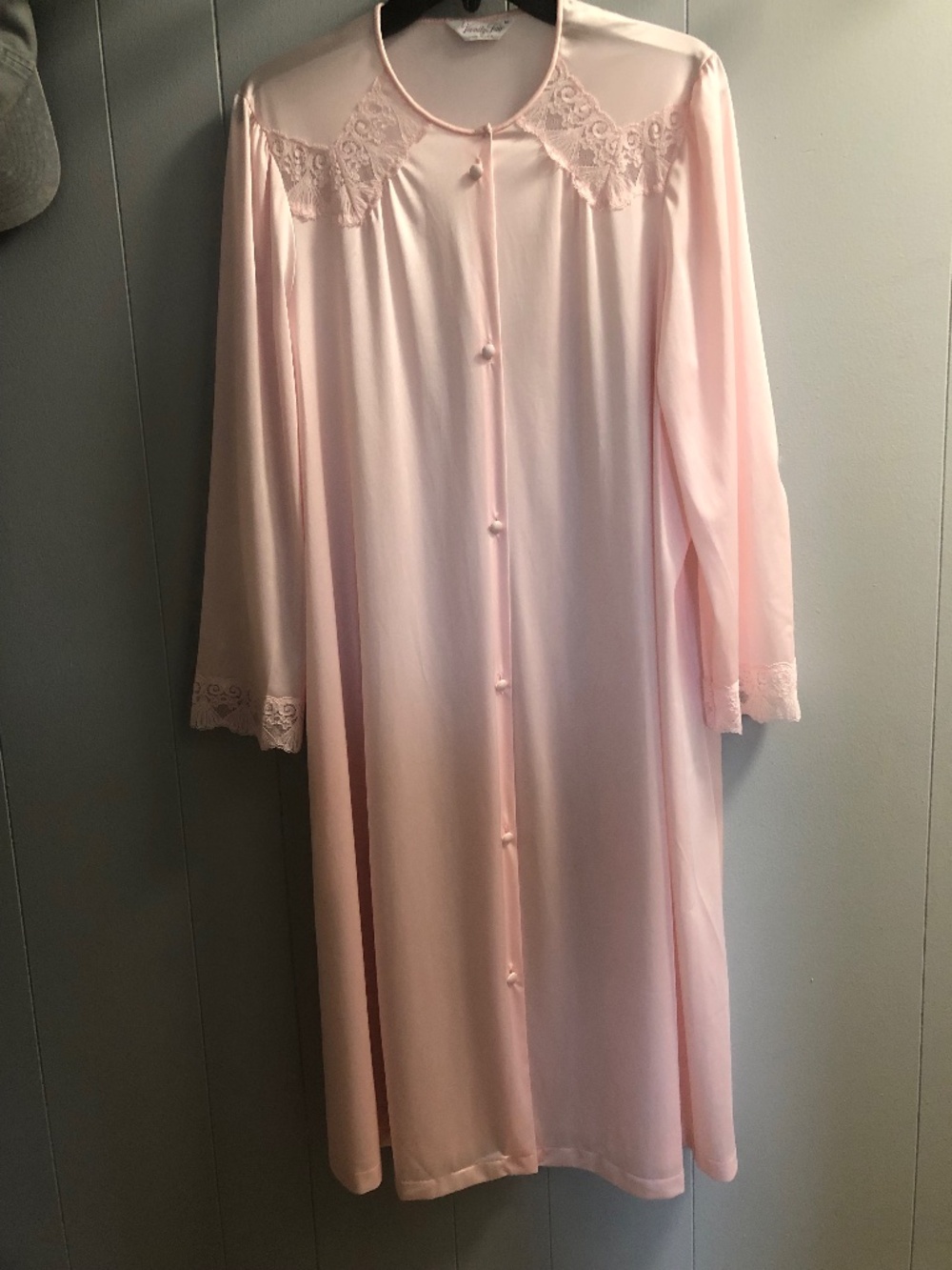 Vintage Vanity Fair Pink Lace Trimmed  Nylon Robe/Dressing Gown size M - Picture 2 of 5